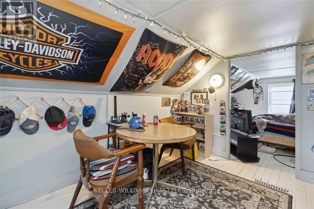 356 Exmouth Street, Sarnia, Ontario  N7T 5N6 - Photo 21 - X12481634