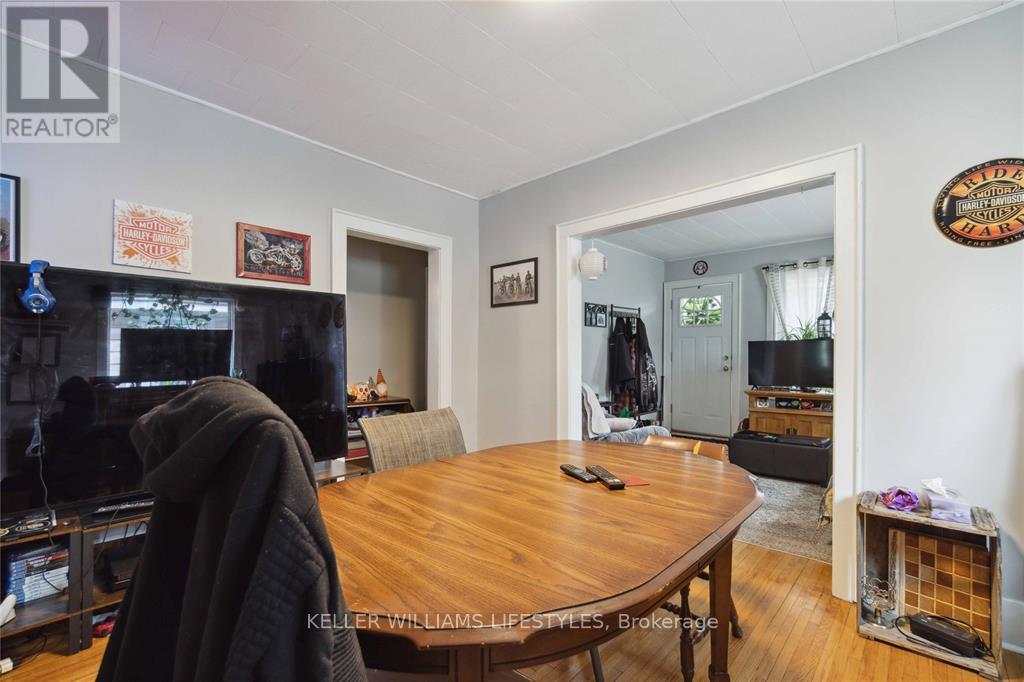 356 Exmouth Street, Sarnia, Ontario  N7T 5N6 - Photo 27 - X12481634