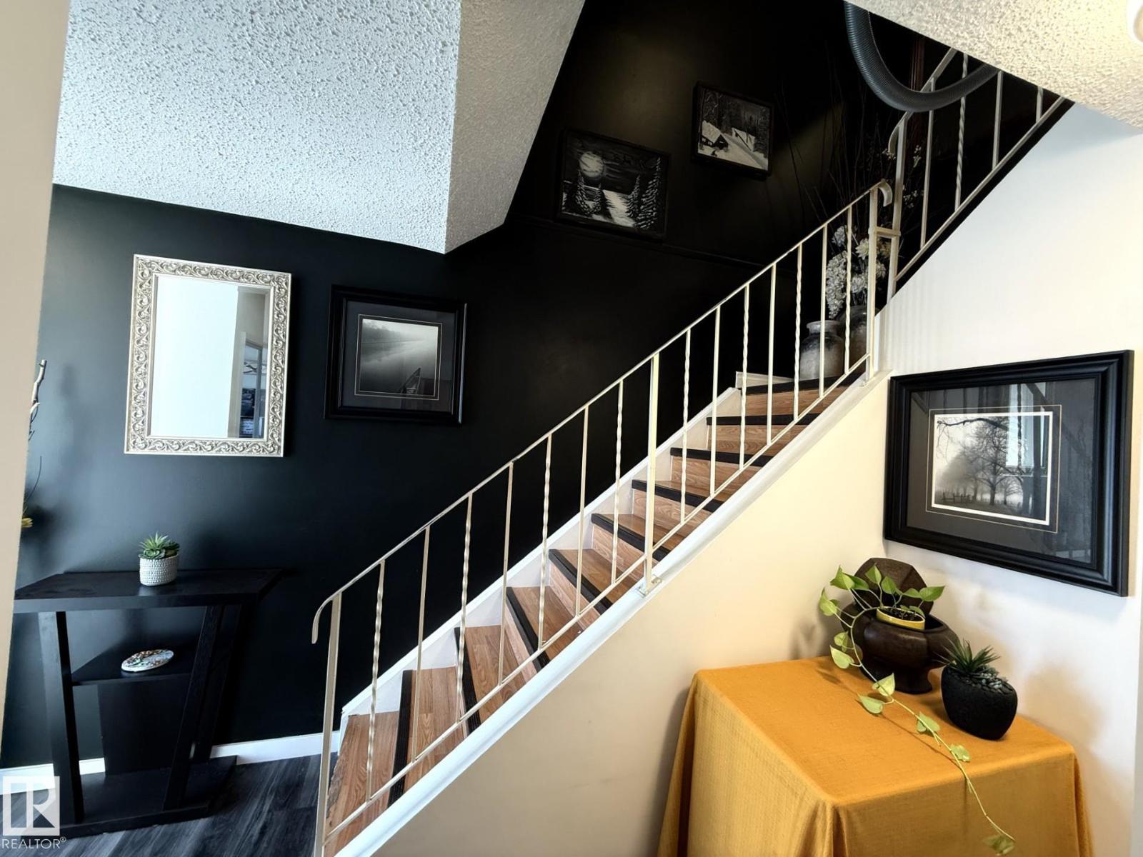 3127 109 St Nw, Edmonton, Alberta  T6J 3E6 - Photo 8 - E4463370