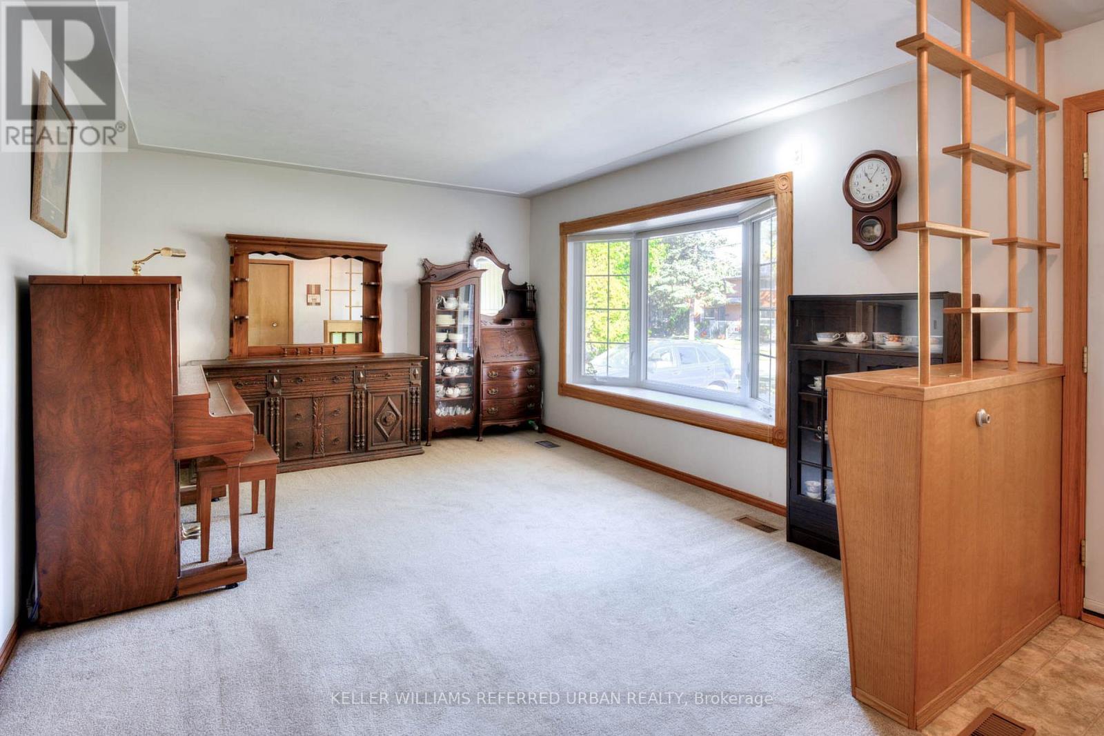 256 Erb Street, Cambridge, Ontario  N3H 4G3 - Photo 7 - X12481544