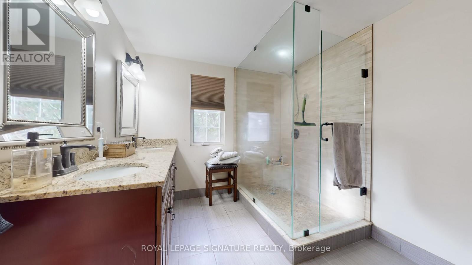 16 Mollison Court, Guelph, Ontario  N1C 1A7 - Photo 20 - X12481554