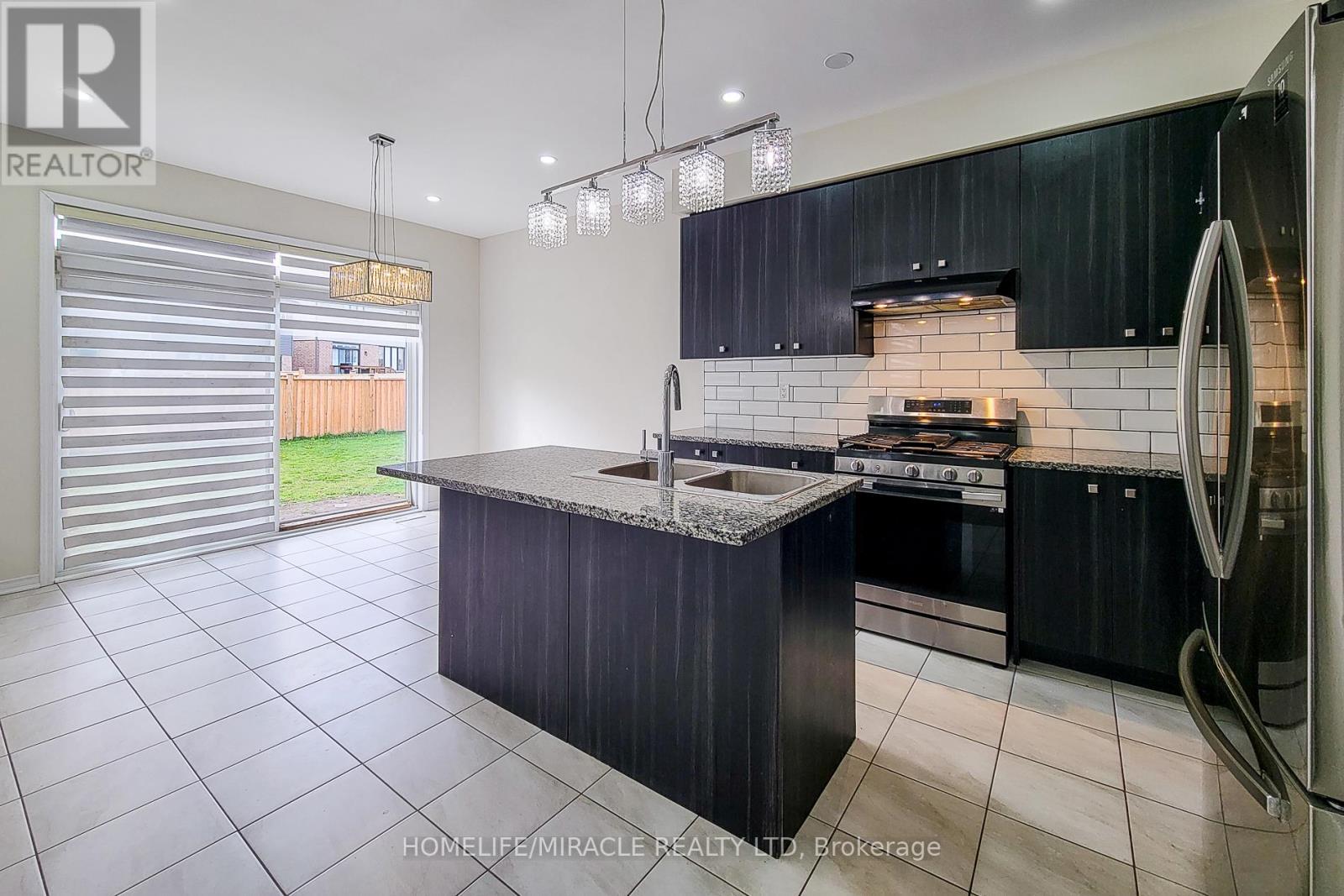 63 Magdalena Street, Hamilton, Ontario  L8J 0M3 - Photo 16 - X12481569