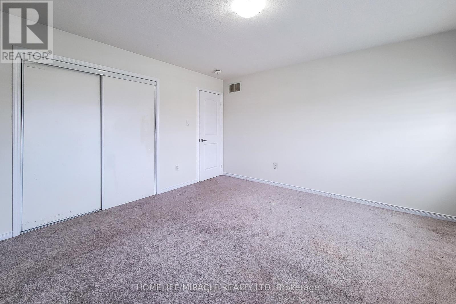 63 Magdalena Street, Hamilton, Ontario  L8J 0M3 - Photo 36 - X12481569