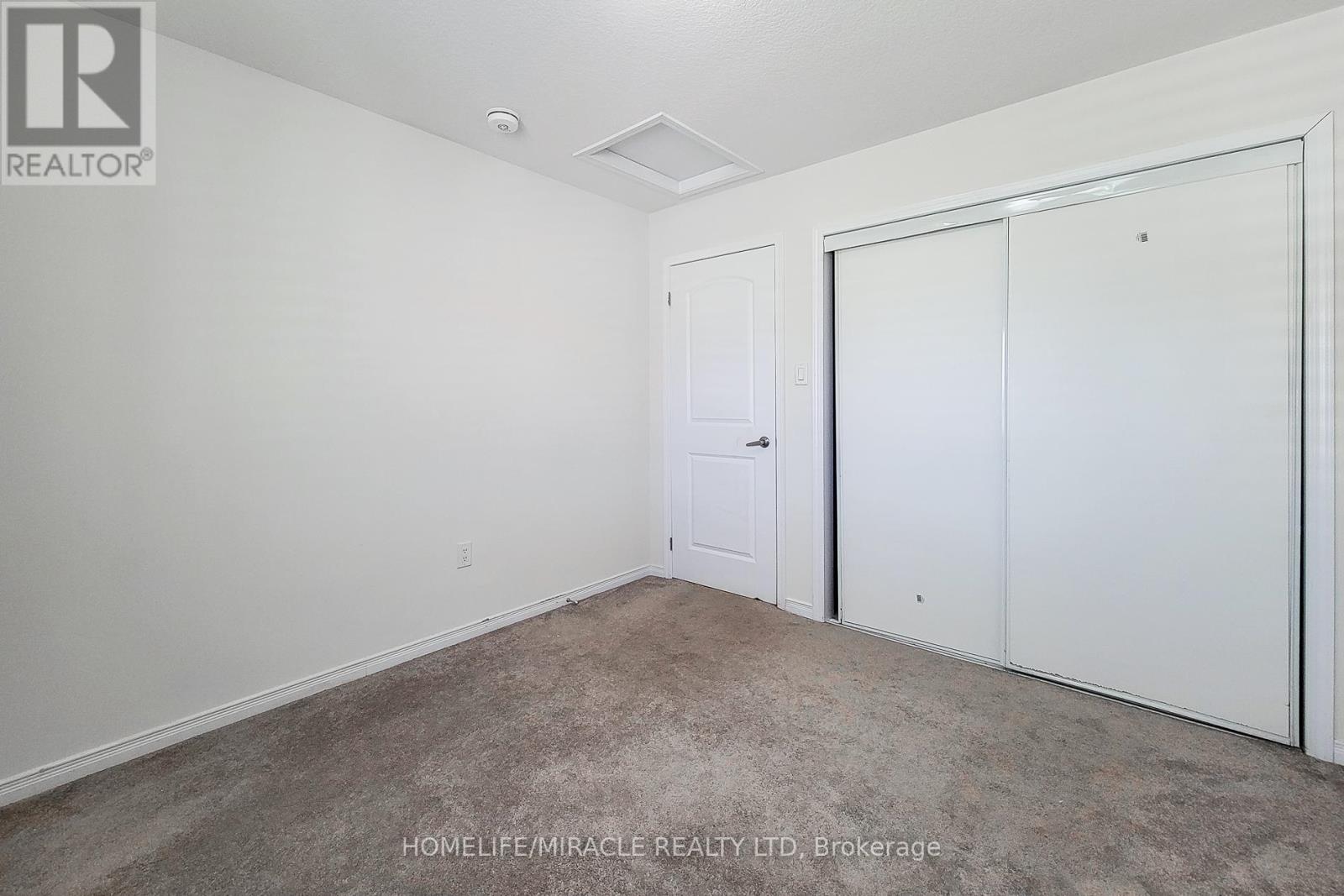 63 Magdalena Street, Hamilton, Ontario  L8J 0M3 - Photo 39 - X12481569