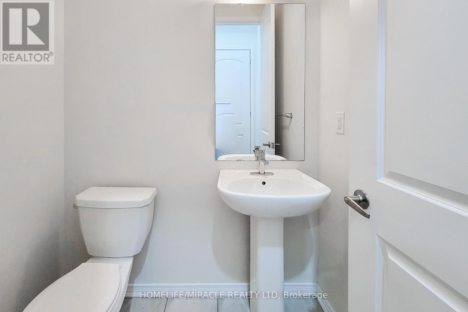 63 Magdalena Street, Hamilton, Ontario  L8J 0M3 - Photo 46 - X12481569
