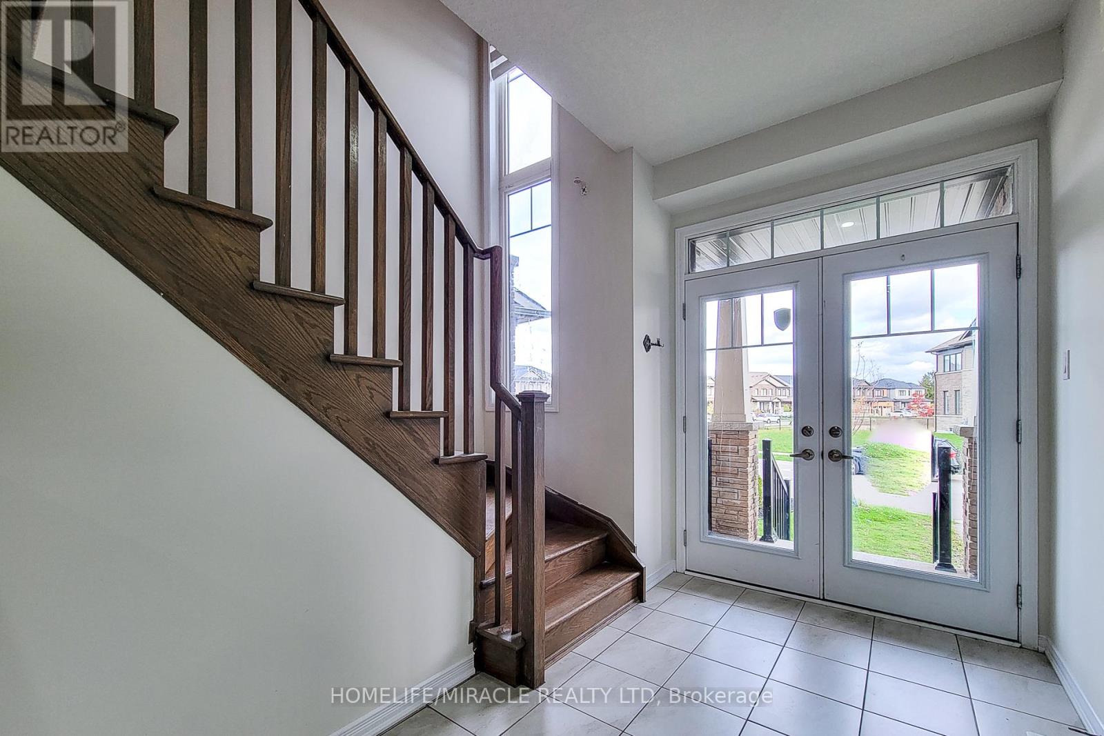 63 Magdalena Street, Hamilton, Ontario  L8J 0M3 - Photo 9 - X12481569