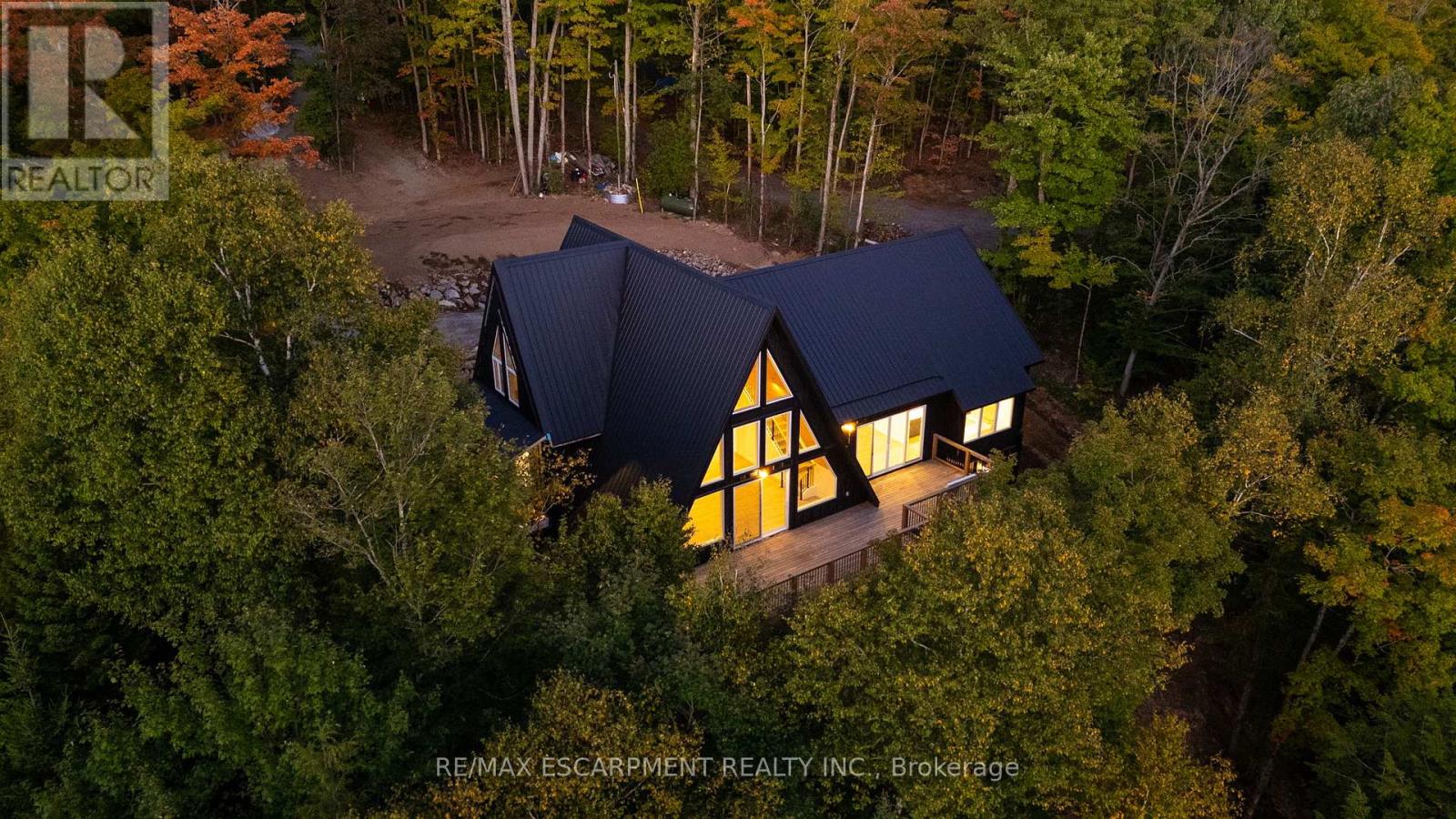 1295 WENONA LAKE ROAD, Dysart et al, Ontario