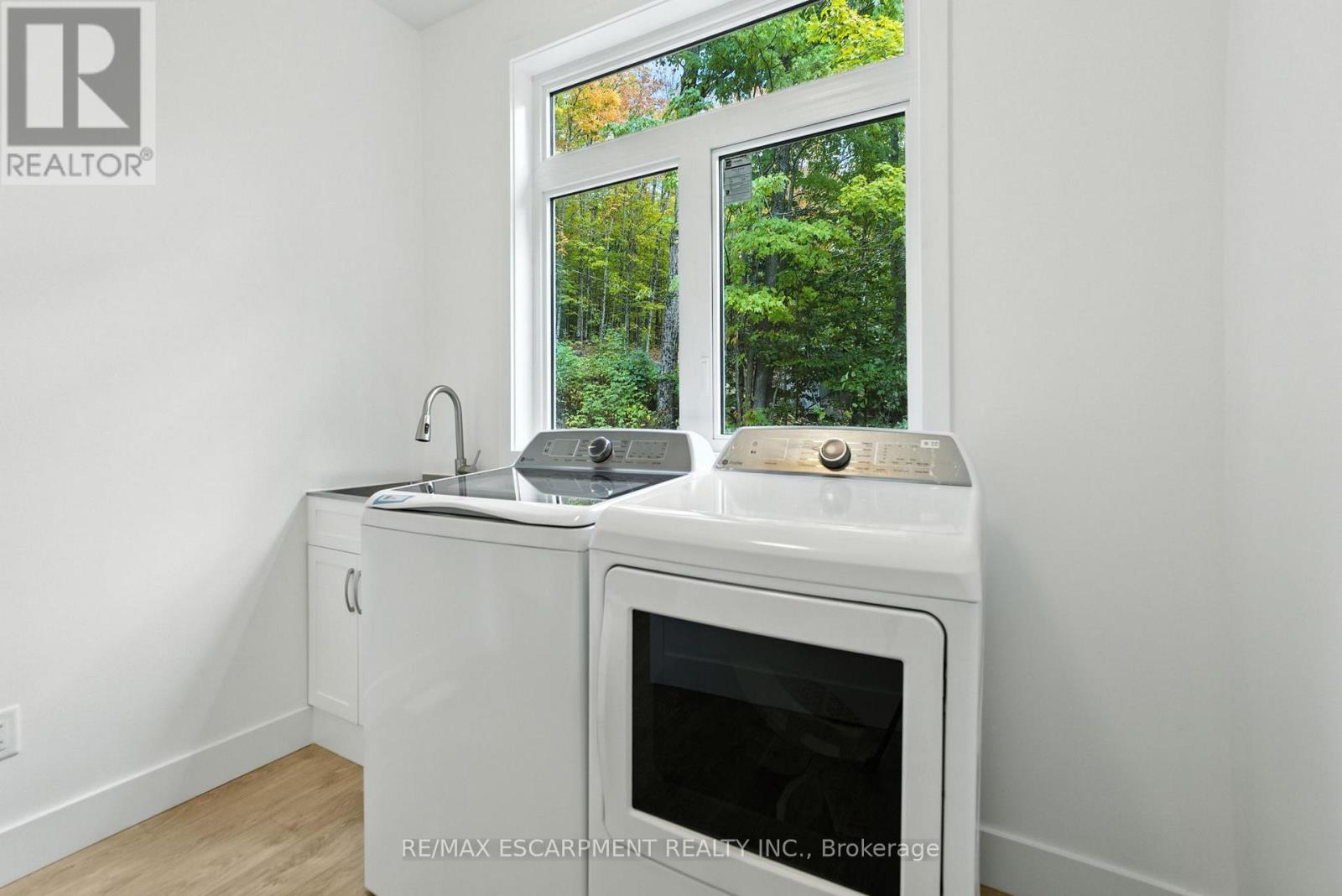 1295 Wenona Lake Road, Dysart Et Al, Ontario  K0M 1S0 - Photo 40 - X12481576