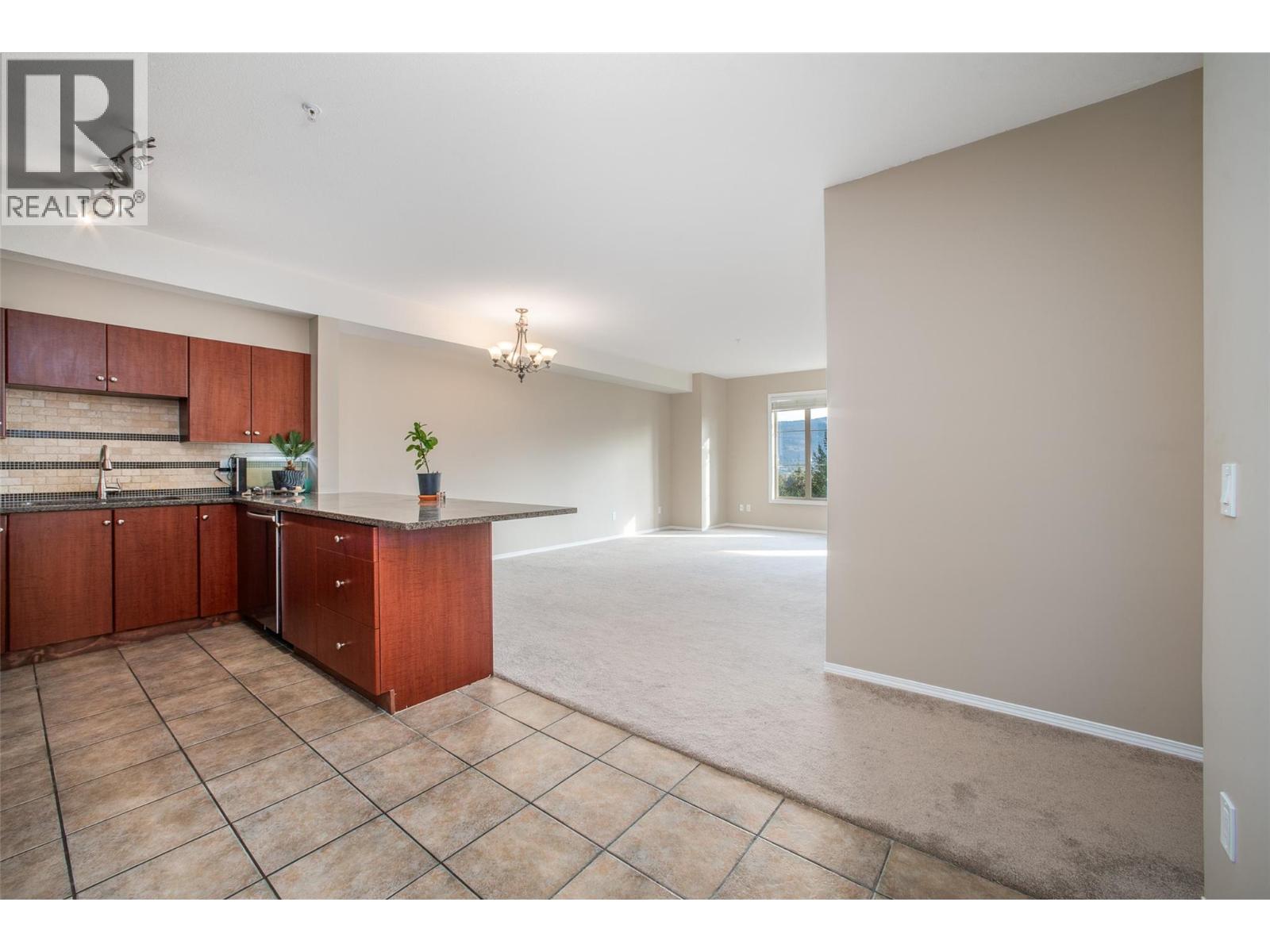 1875 Country Club Drive Unit# 1514, Kelowna, British Columbia  V1V 2W7 - Photo 6 - 10366525