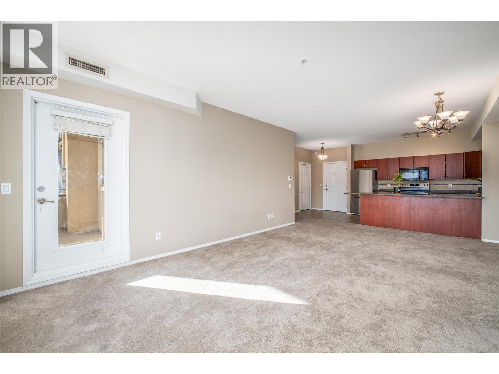 1875 Country Club Drive Unit# 1514, Kelowna, British Columbia  V1V 2W7 - Photo 8 - 10366525