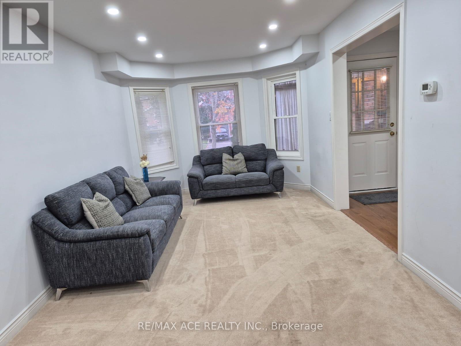 Main - 3 Springsyde Street, Whitby, Ontario  L1N 9H5 - Photo 4 - E12437339