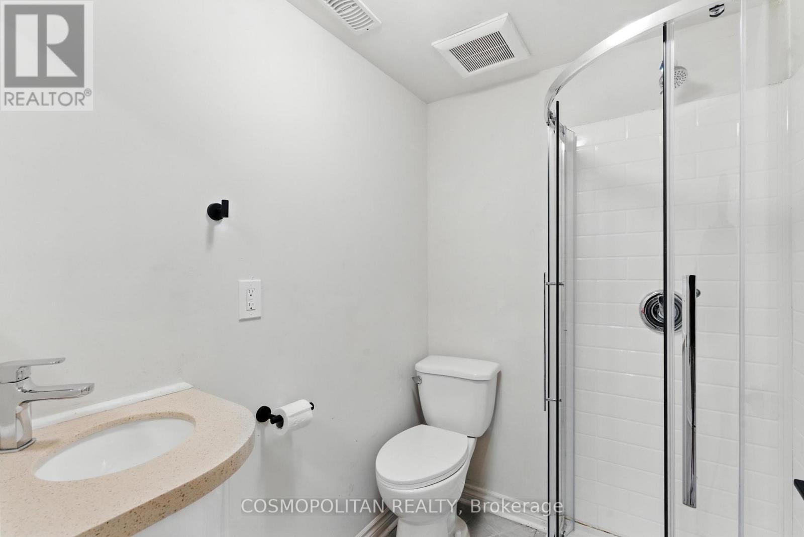 71 A Bradley Street, St. Catharines, Ontario  L2T 1R5 - Photo 31 - X12481577