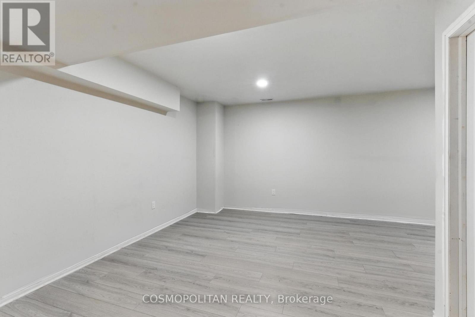 71 A Bradley Street, St. Catharines, Ontario  L2T 1R5 - Photo 35 - X12481577