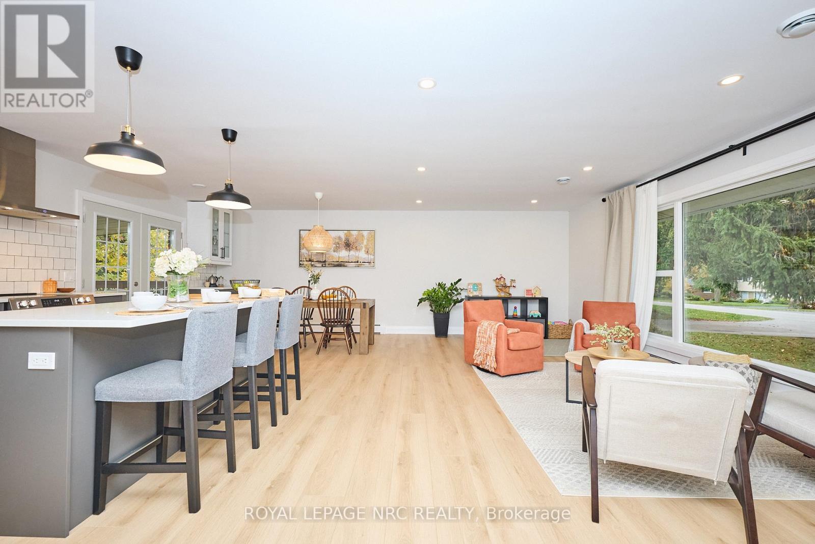 13 Damude Drive, Pelham (Fonthill), Ontario  L0S 1E0 - Photo 27 - X12481593