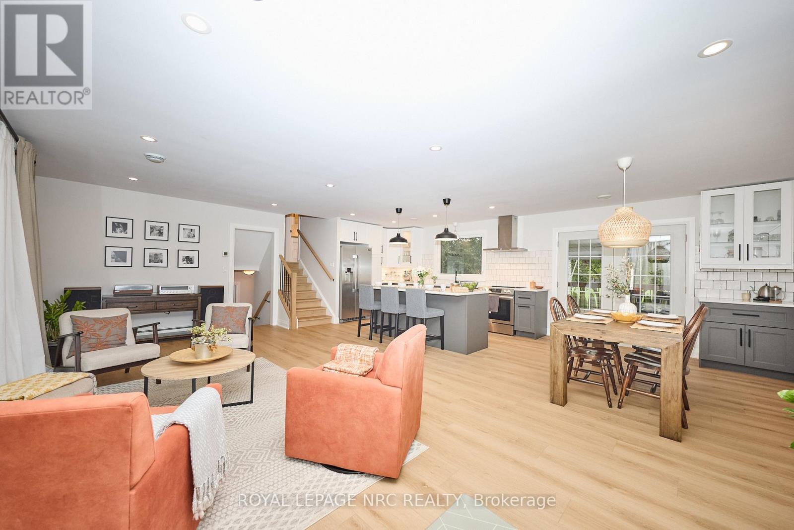 13 Damude Drive, Pelham (Fonthill), Ontario  L0S 1E0 - Photo 30 - X12481593