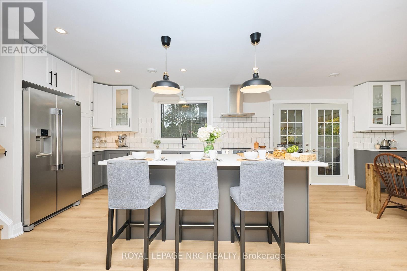 13 Damude Drive, Pelham (Fonthill), Ontario  L0S 1E0 - Photo 35 - X12481593