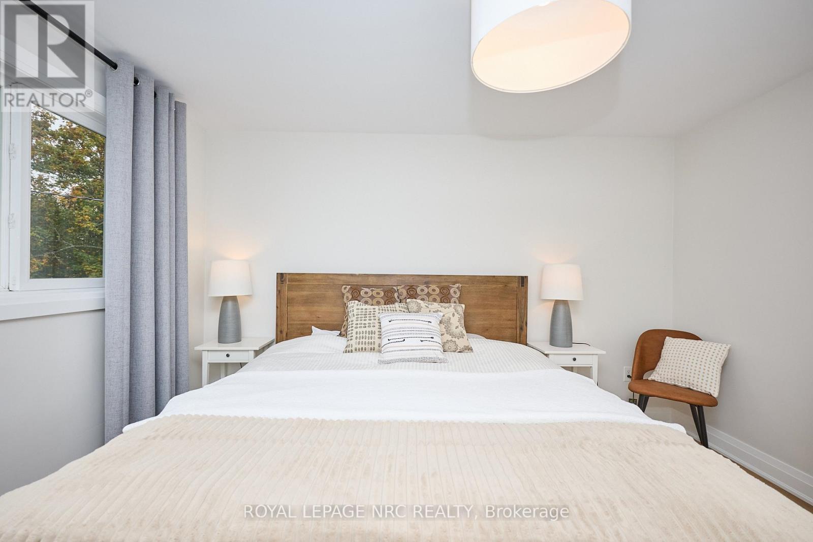 13 Damude Drive, Pelham (Fonthill), Ontario  L0S 1E0 - Photo 40 - X12481593