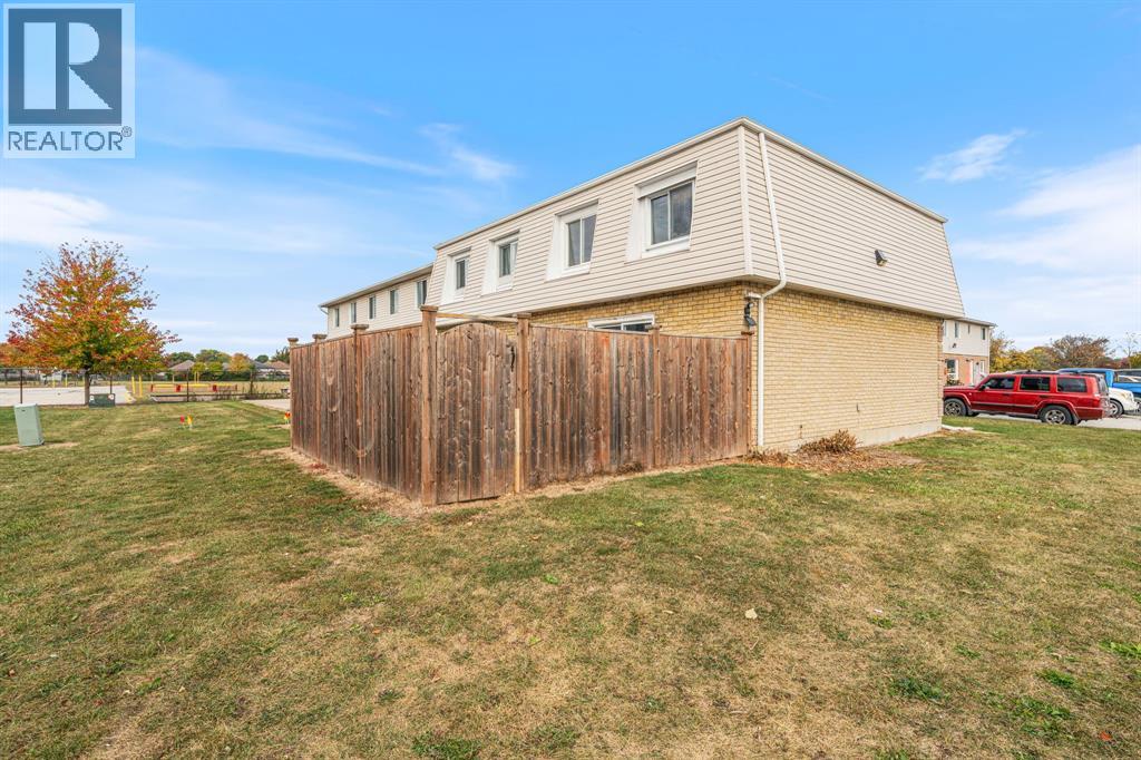 348 Cameron Street Unit# 98, St Clair, Ontario N0N 1G0 - Photo 28 - 25026659