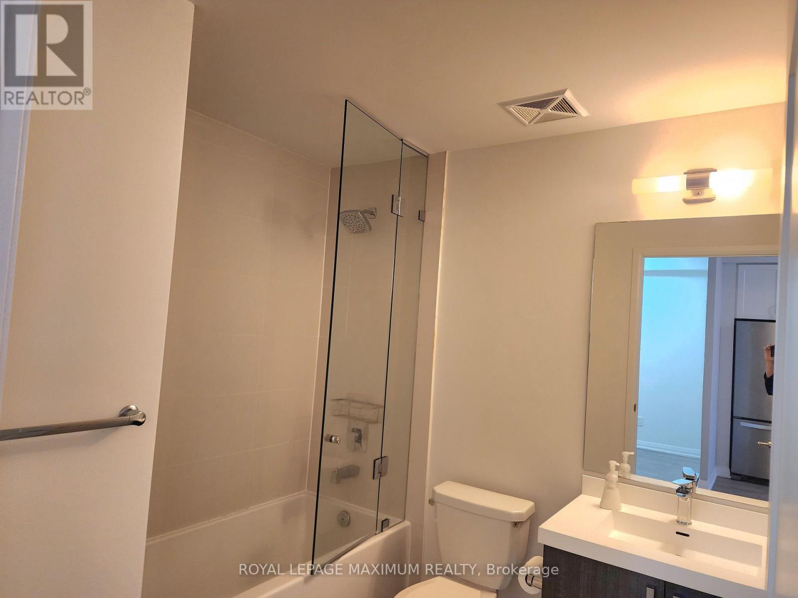 608 - 7895 Jane Street, Vaughan, Ontario  L4K 0K2 - Photo 5 - N12472787