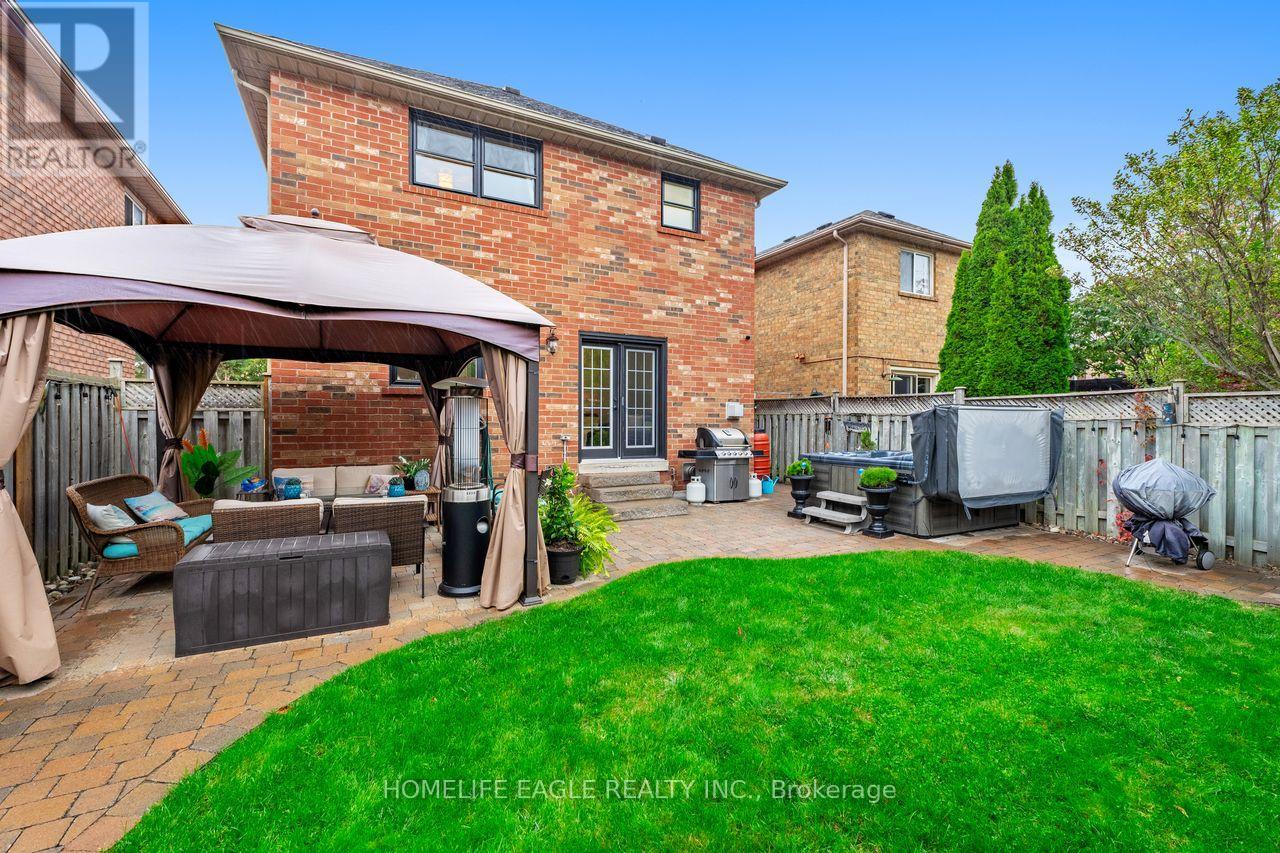 114 Surgeoner Crescent, Newmarket, Ontario  L3X 2L2 - Photo 26 - N12479414