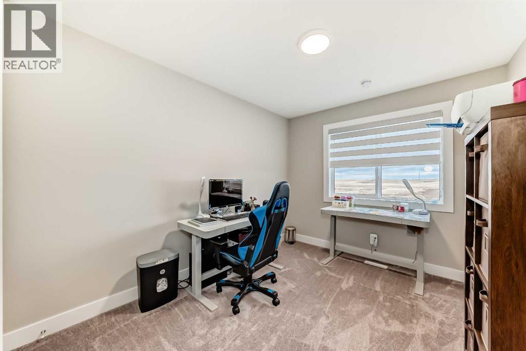 153 Masters Row Se, Calgary, Alberta  T3M 2R9 - Photo 33 - A2264777