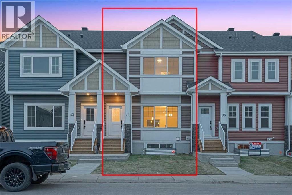 39 Baysprings Terrace Sw, Airdrie, Alberta  T4B 4A7 - Photo 1 - A2266130