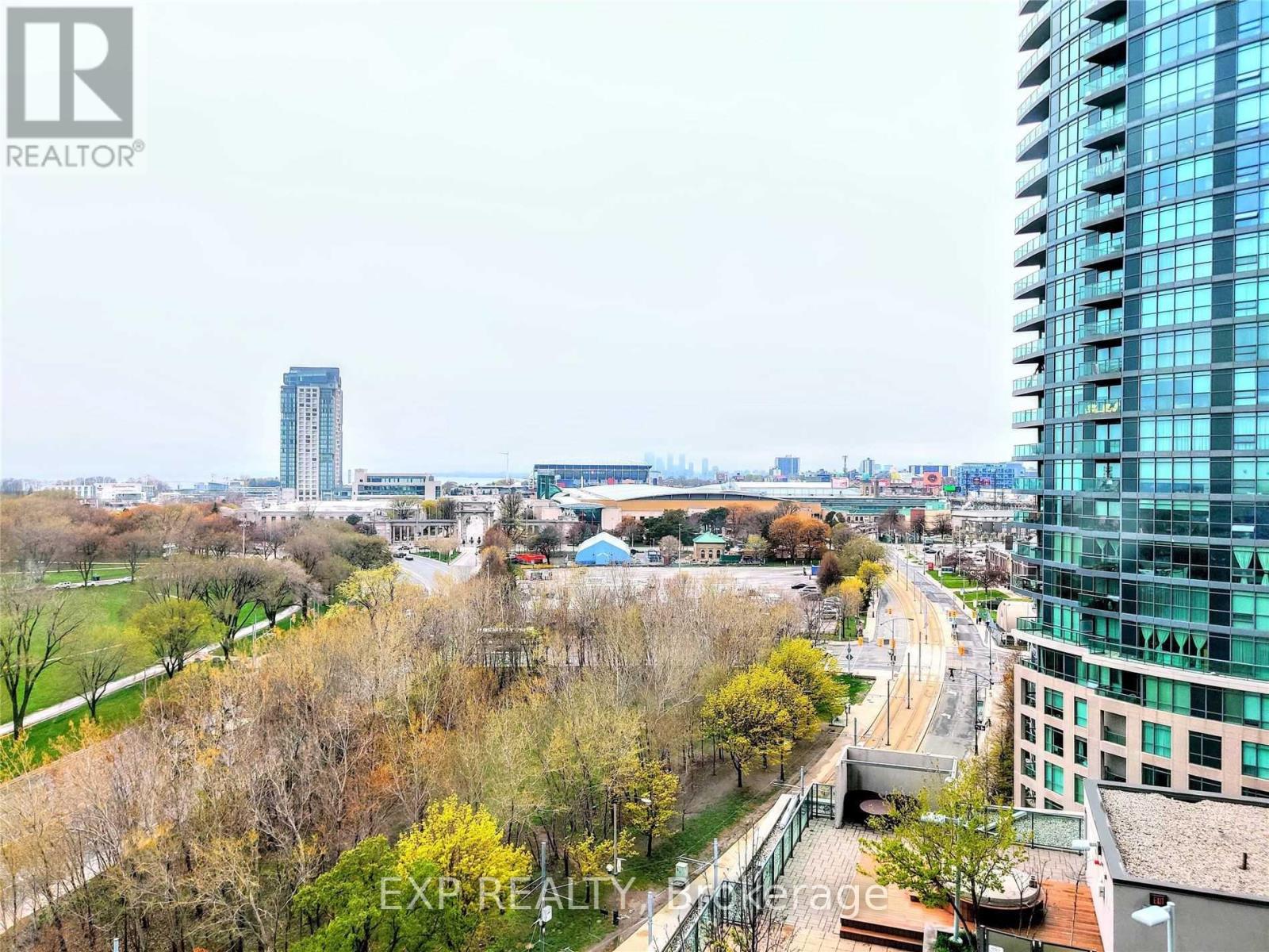 1206 - 215 Fort York Boulevard, Toronto, Ontario  M5V 4A2 - Photo 15 - C12481585