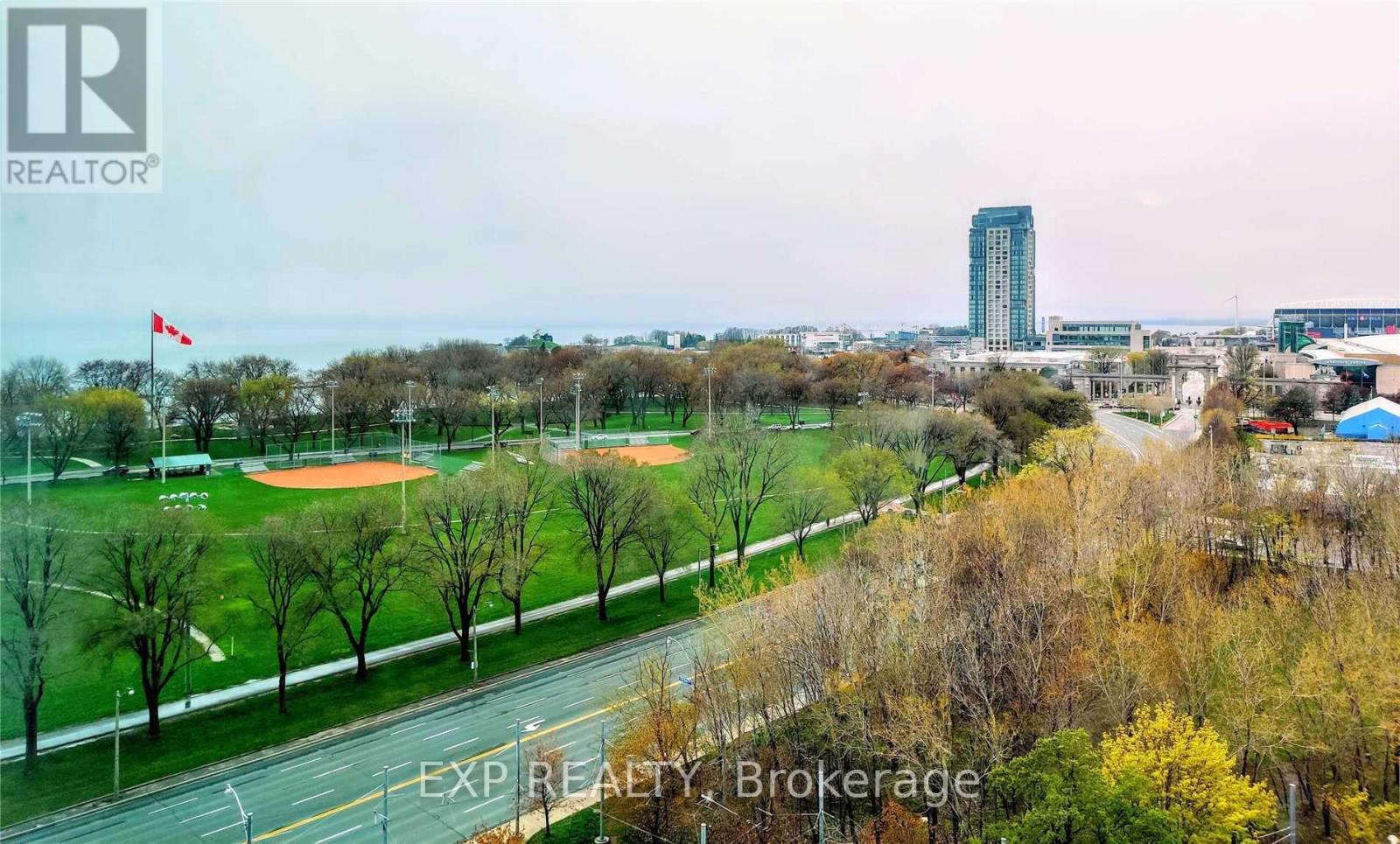 1206 - 215 Fort York Boulevard, Toronto, Ontario  M5V 4A2 - Photo 16 - C12481585