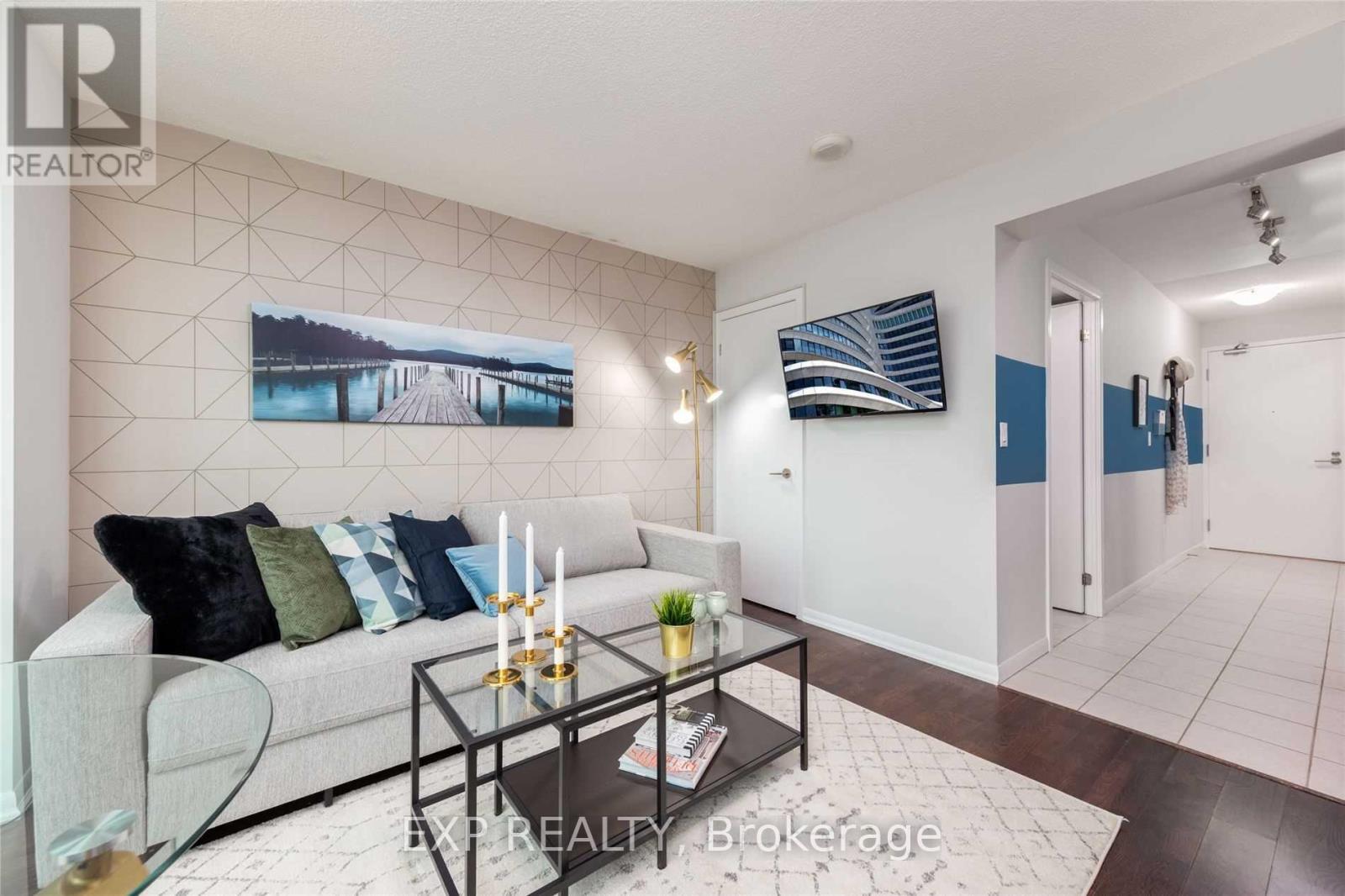 1206 - 215 Fort York Boulevard, Toronto, Ontario  M5V 4A2 - Photo 4 - C12481585