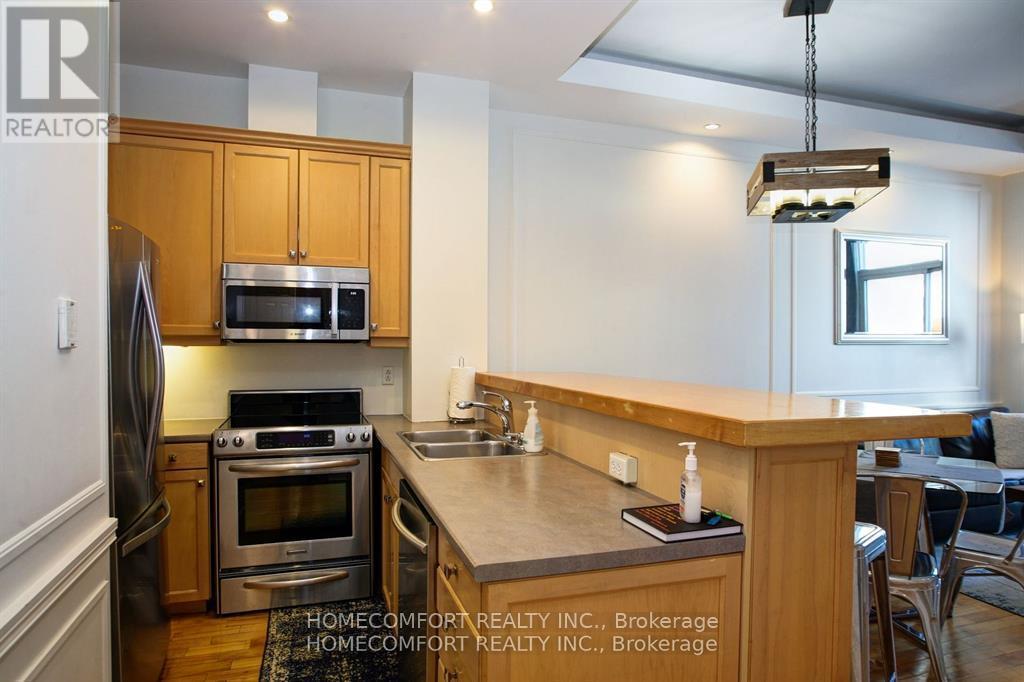 701 - 8 Wellesley Street E, Toronto, Ontario  M4Y 3B2 - Photo 12 - C12481595
