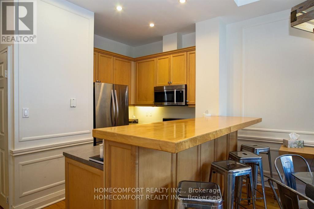 701 - 8 Wellesley Street E, Toronto, Ontario  M4Y 3B2 - Photo 13 - C12481595