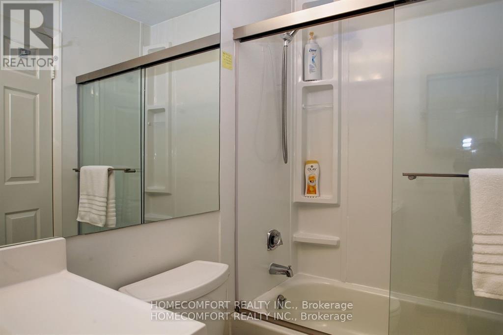 701 - 8 Wellesley Street E, Toronto, Ontario  M4Y 3B2 - Photo 7 - C12481595