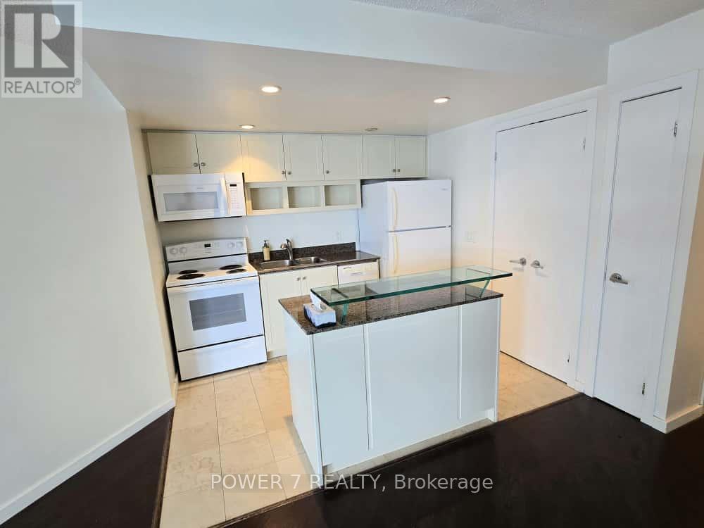 1409 - 8 York Street, Toronto, Ontario  M5J 2Y2 - Photo 2 - C12481601