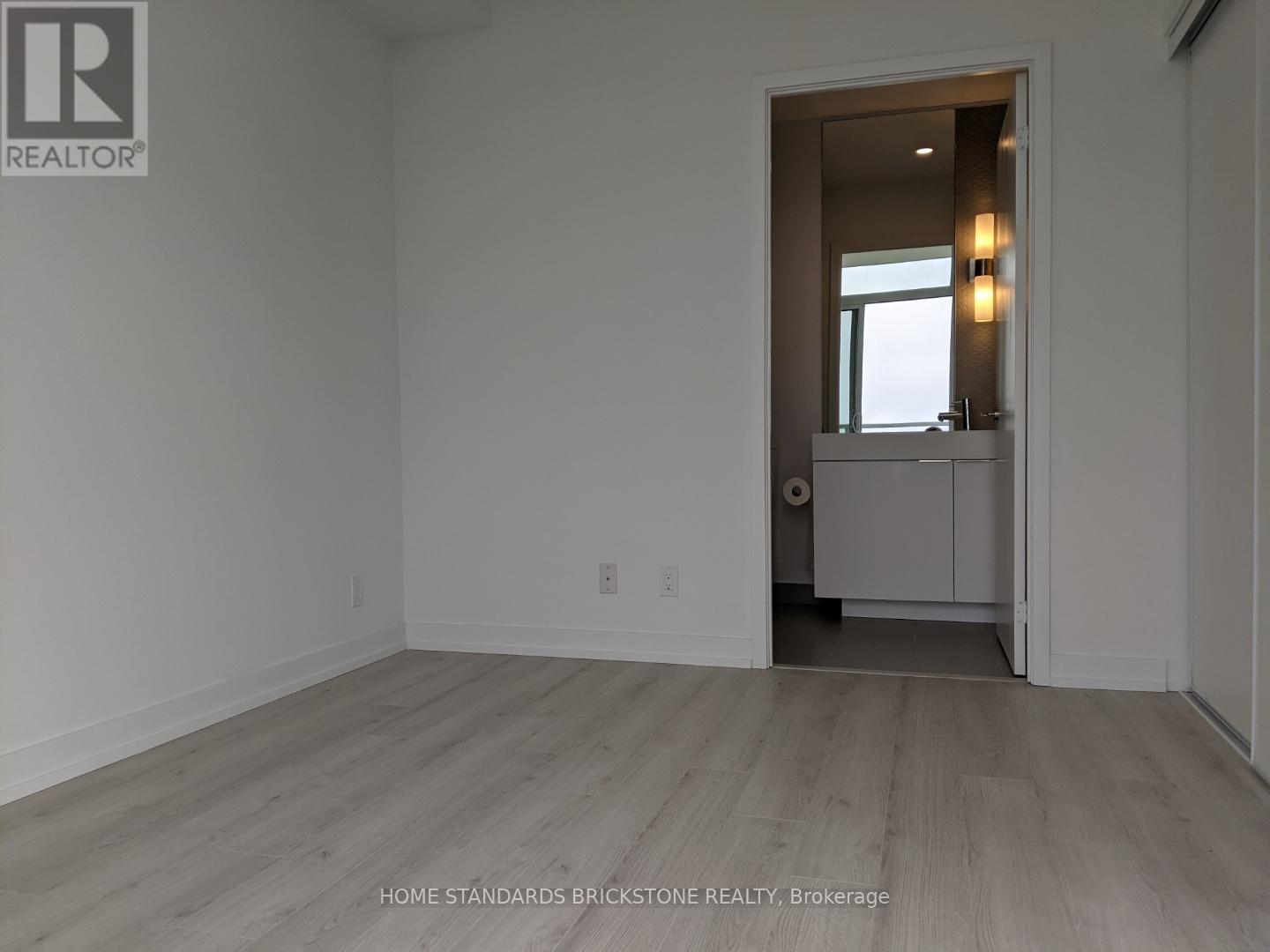 2312 - 33 Helendale Avenue, Toronto, Ontario  M4R 0A4 - Photo 13 - C12481619