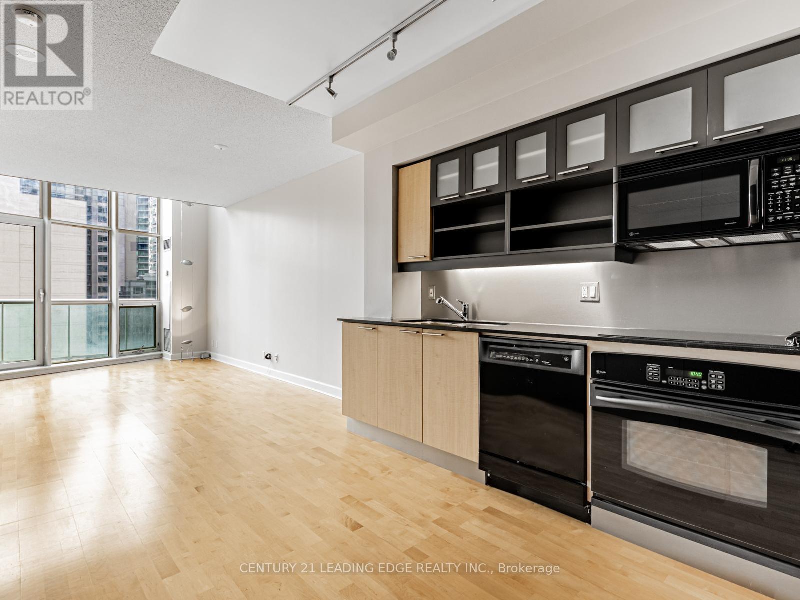 914 - 36 Blue Jays Way, Toronto, Ontario  M5V 0L7 - Photo 6 - C12481623