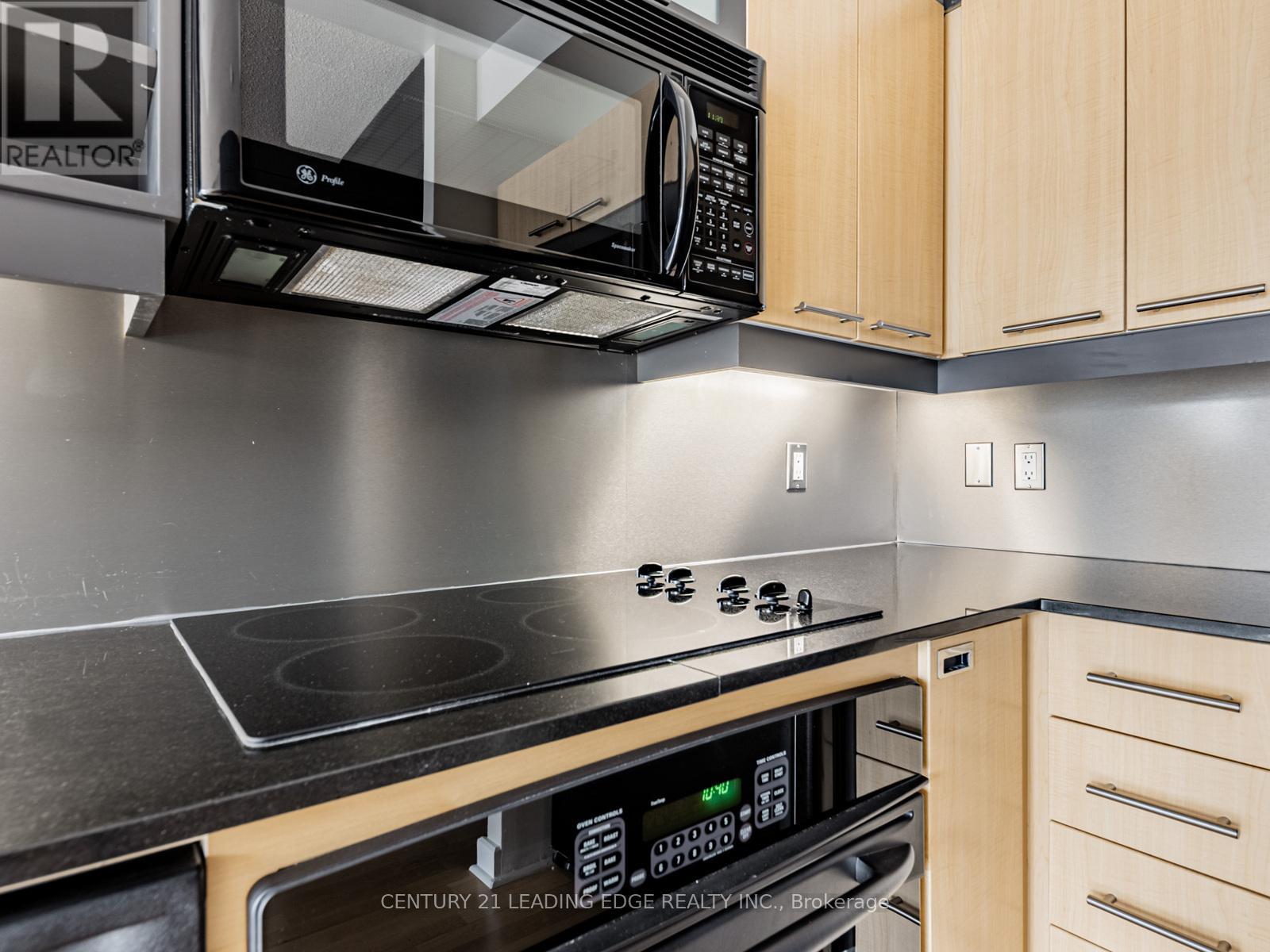 914 - 36 Blue Jays Way, Toronto, Ontario  M5V 0L7 - Photo 7 - C12481623