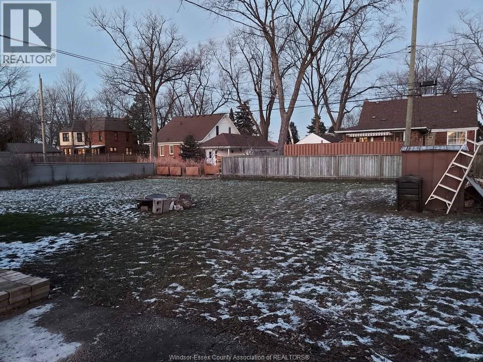 3124 Bruce Avenue, Windsor, Ontario  N9E 1W5 - Photo 2 - 25027129