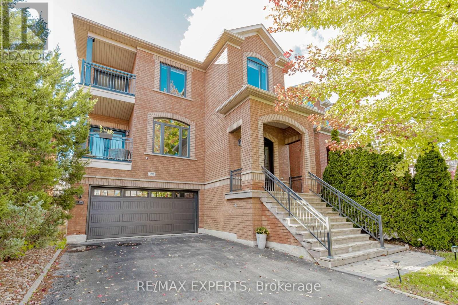 193 FAIRLANE CRESCENT, Vaughan, Ontario
