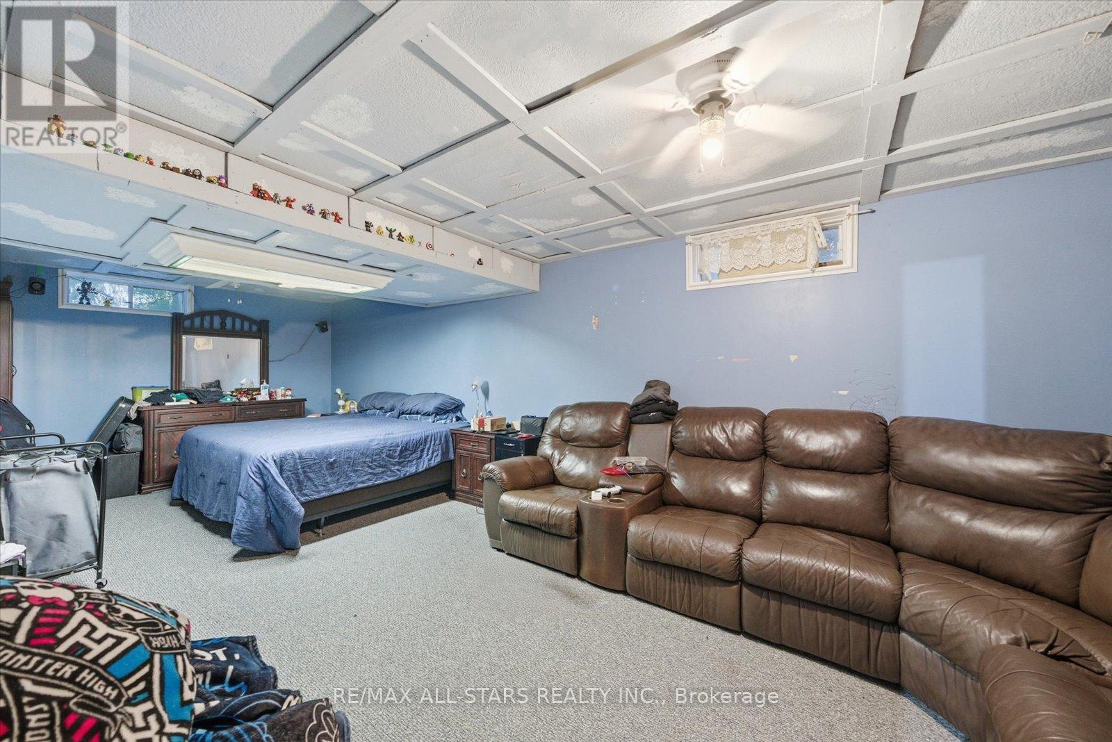 62 Evelyn Avenue, Georgina, Ontario  L4P 3C8 - Photo 37 - N12481439
