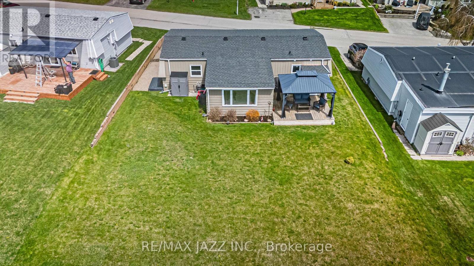 15 Bluffs Road, Clarington, Ontario  L1B 1A3 - Photo 13 - E12481651