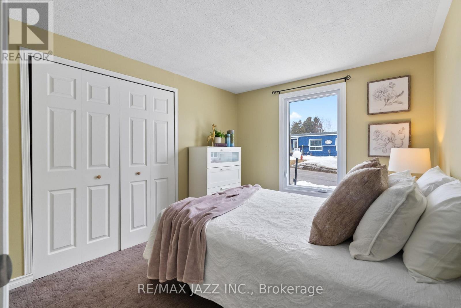 15 Bluffs Road, Clarington, Ontario  L1B 1A3 - Photo 36 - E12481651