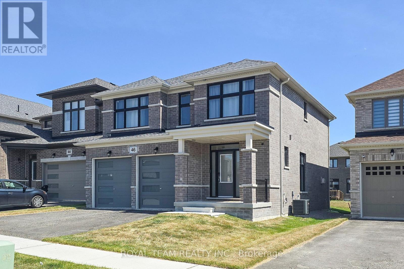 46 Ainslie Hill Crescent, Georgina, Ontario  L0E 1R0 - Photo 2 - N12481626