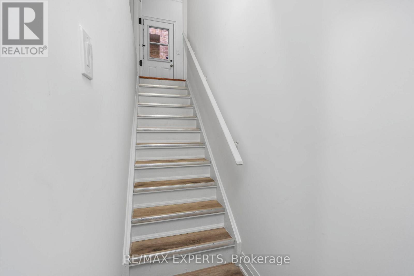 170 Teodoro, Vaughan, Ontario  L4H 0X8 - Photo 4 - N12481637