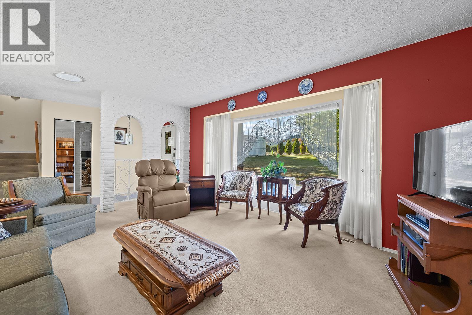 11291 Okanagan Centre Road E, Lake Country, British Columbia  V4V 1G7 - Photo 24 - 10366676