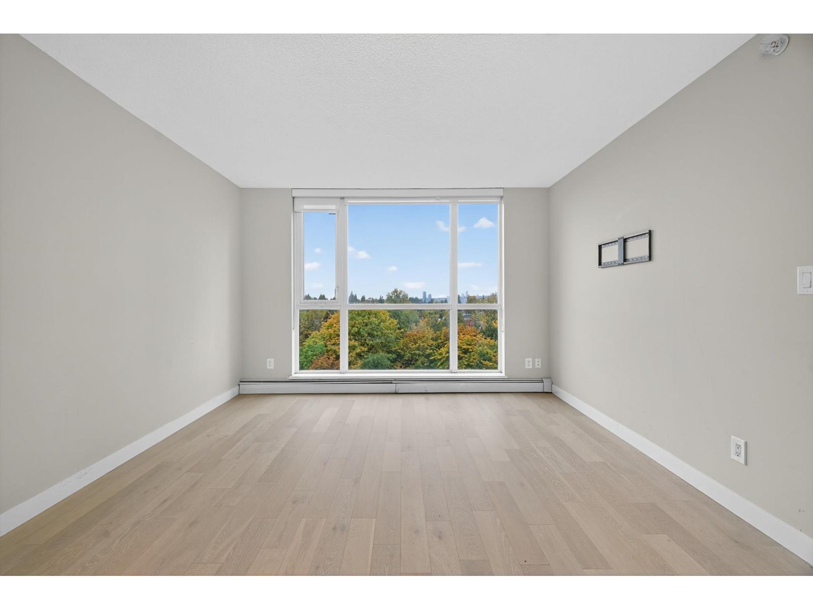 1105 10777 University Drive, Surrey, British Columbia V3T 0E6 - Photo 4 - R3060811