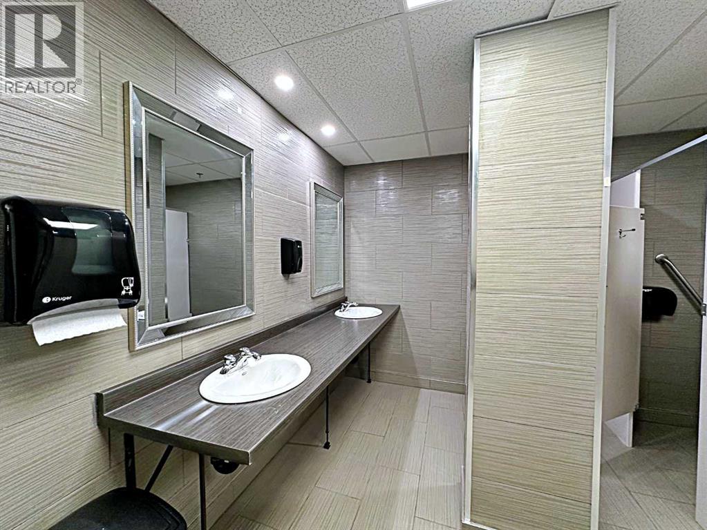 Lower, 10006 Macdonald Avenue, Fort Mcmurray, Alberta  T9H 1S8 - Photo 29 - A2193314