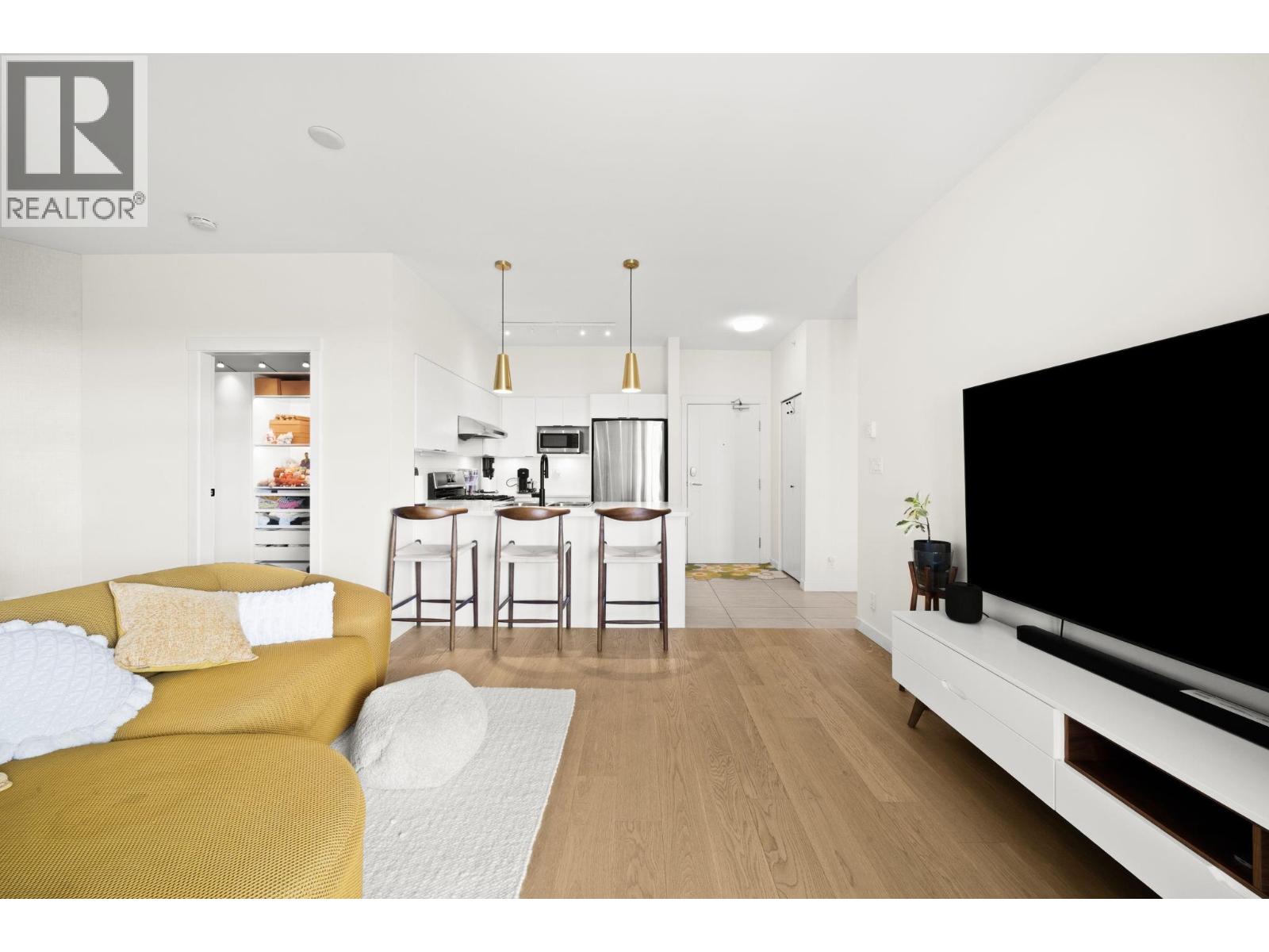 417 10880 No. 5 Road, Richmond, British Columbia  V6W 0B3 - Photo 5 - R3061782