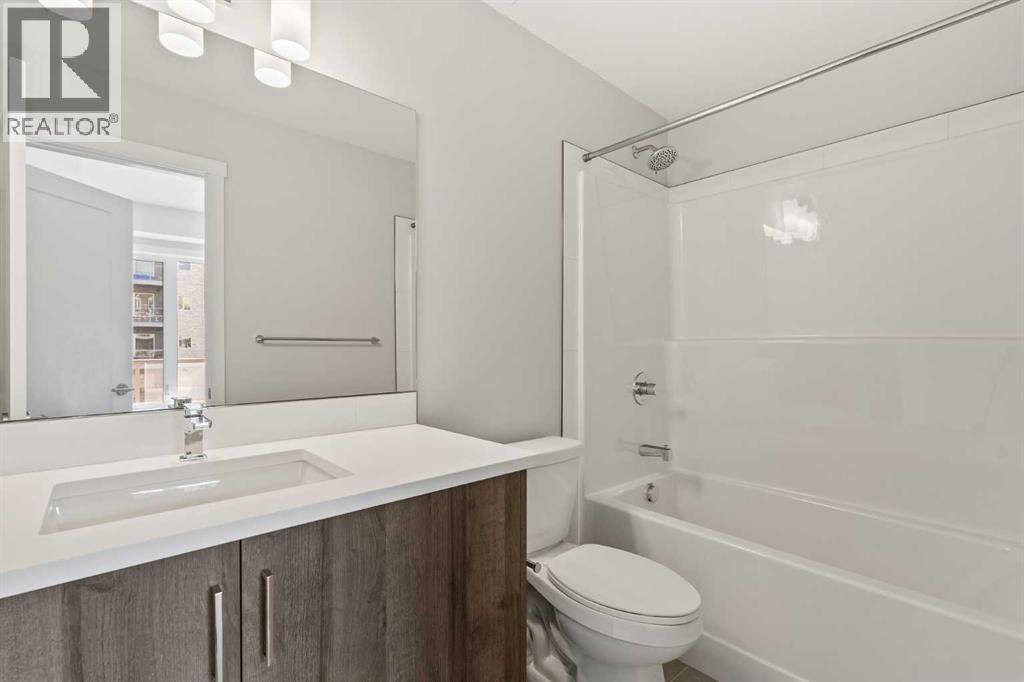 213, 660 Shawnee Square Sw, Calgary, Alberta  T2Y 0X6 - Photo 13 - A2264270