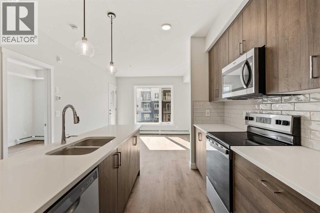 213, 660 Shawnee Square Sw, Calgary, Alberta  T2Y 0X6 - Photo 4 - A2264270