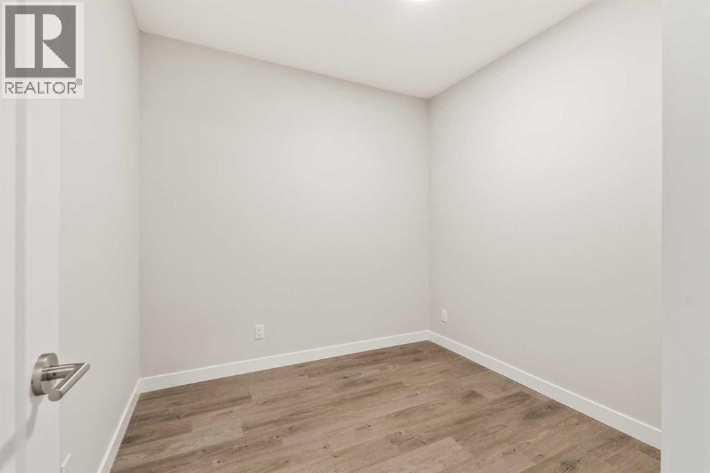 213, 660 Shawnee Square Sw, Calgary, Alberta  T2Y 0X6 - Photo 15 - A2264270